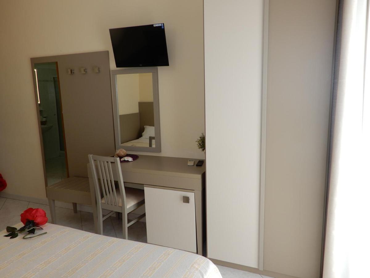 Hotel San Giorgio ヴァスト エクステリア 写真
