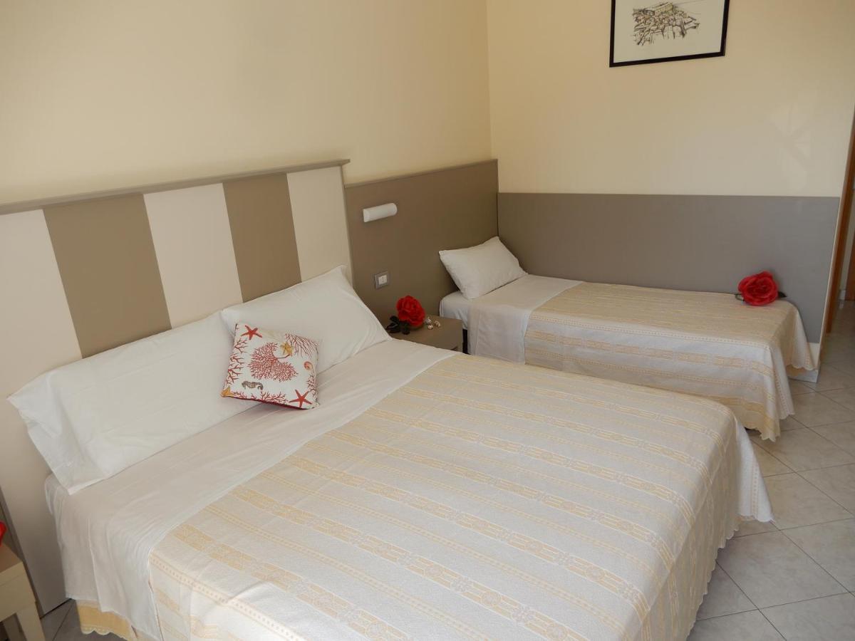 Hotel San Giorgio ヴァスト エクステリア 写真