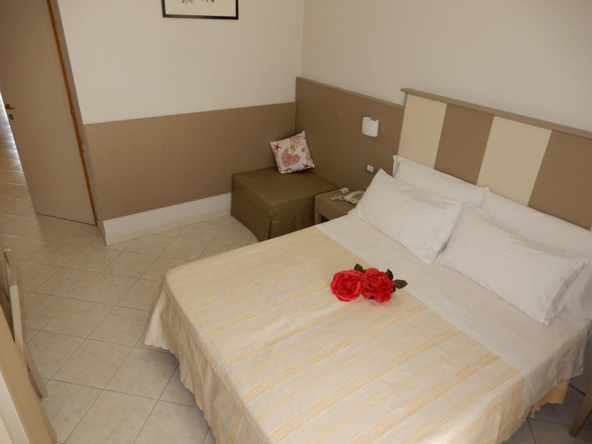 Hotel San Giorgio ヴァスト エクステリア 写真