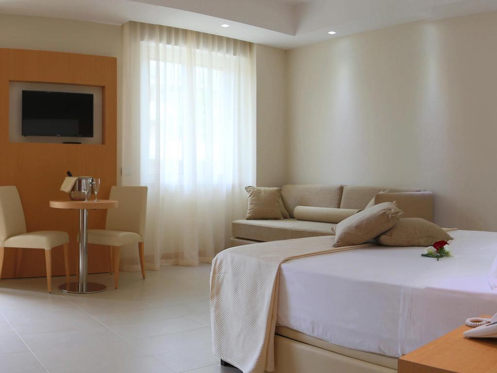 Hotel San Giorgio ヴァスト エクステリア 写真