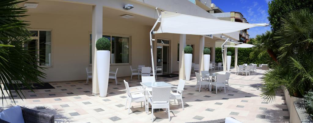 Hotel San Giorgio ヴァスト エクステリア 写真