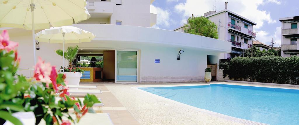 Hotel San Giorgio ヴァスト エクステリア 写真