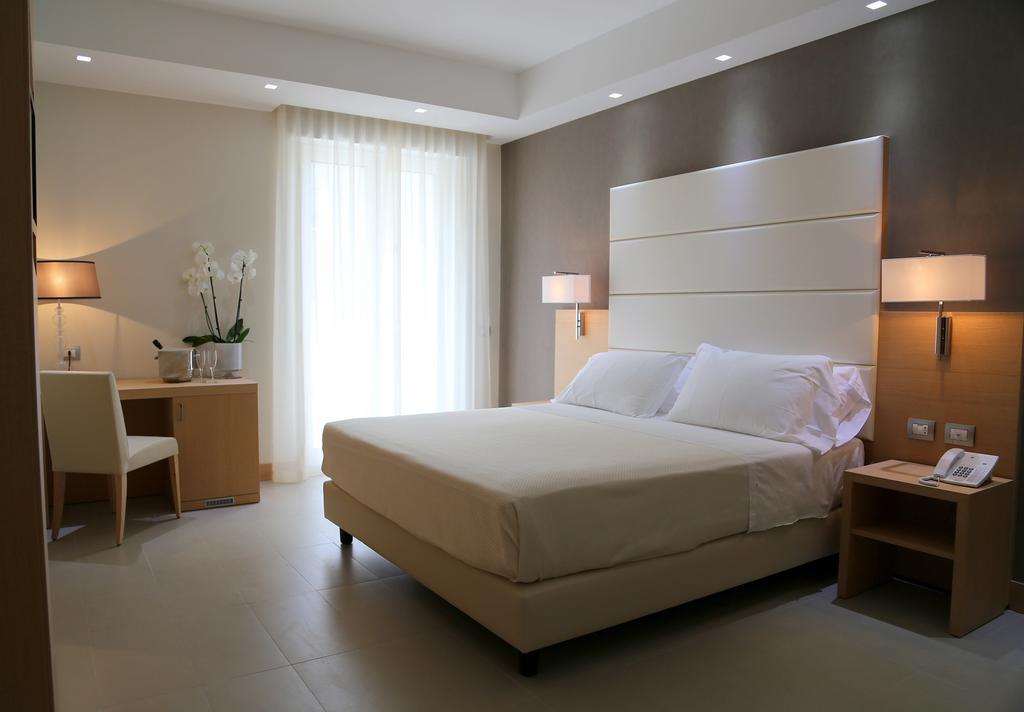 Hotel San Giorgio ヴァスト 部屋 写真
