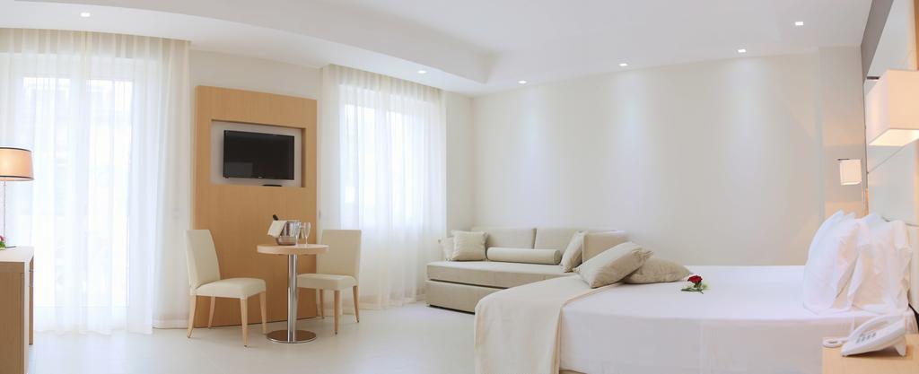 Hotel San Giorgio ヴァスト 部屋 写真