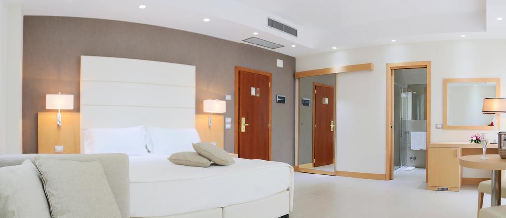 Hotel San Giorgio ヴァスト 部屋 写真