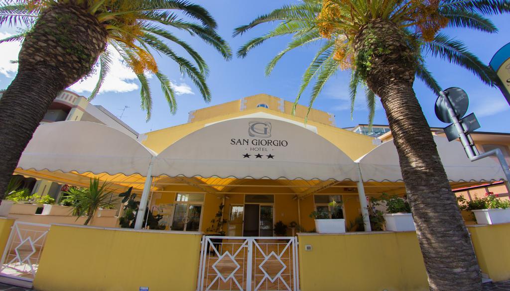 Hotel San Giorgio ヴァスト エクステリア 写真